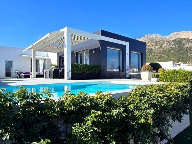 Chalet, Polop