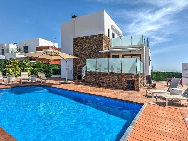 Chalet, Polop
