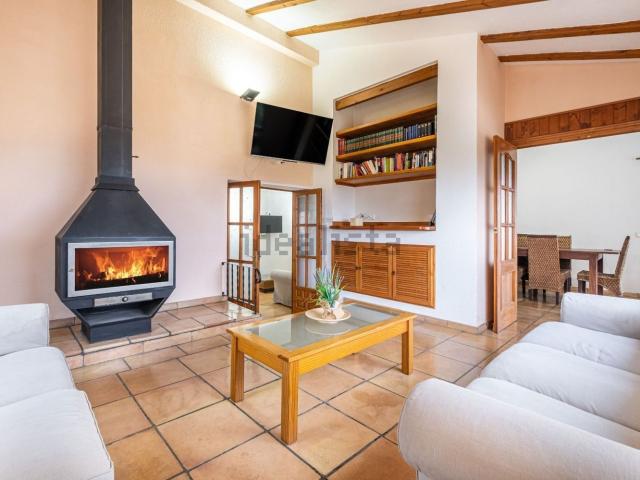 Chalet, Polop