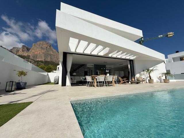 Chalet, Polop