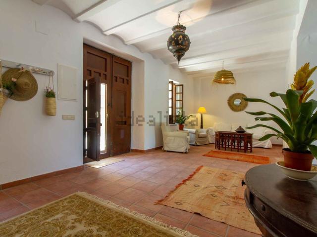 Chalet, Polop