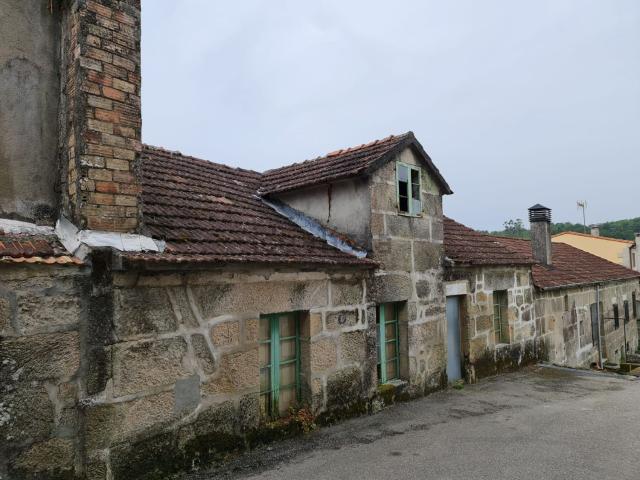 Chalet, Ponte Caldelas