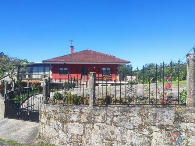 Chalet, Ponte Caldelas