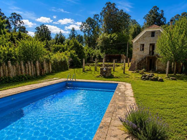 Chalet, Ponteareas