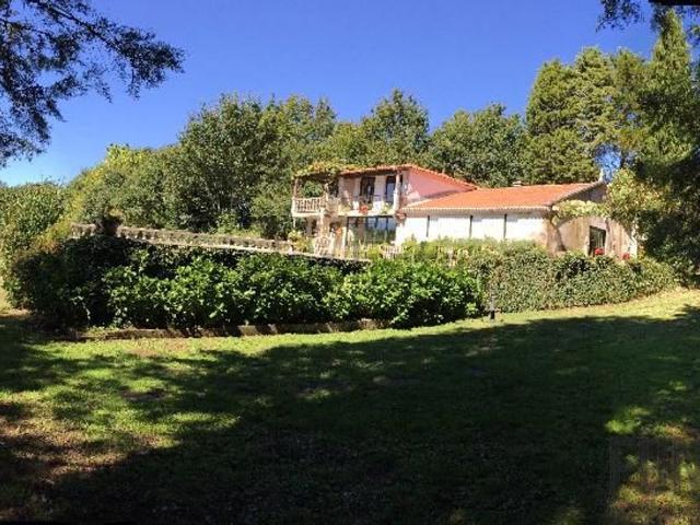 Chalet, Ponteareas