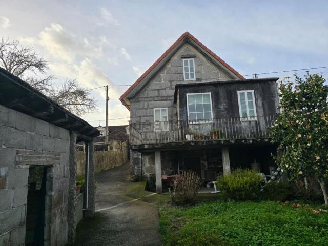 Chalet, Ponteareas