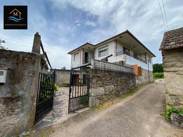 Chalet, Ponteareas