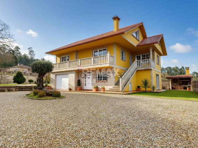 Chalet, Ponteareas