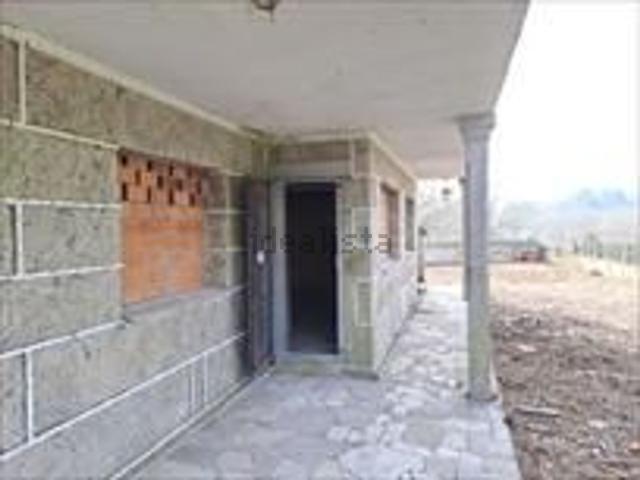Chalet, Ponteareas
