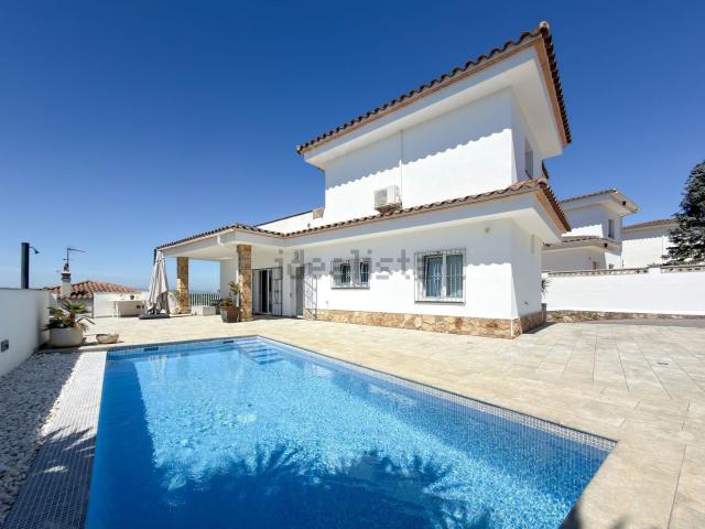 Chalet, Port Les Planasses, L&apos Escala