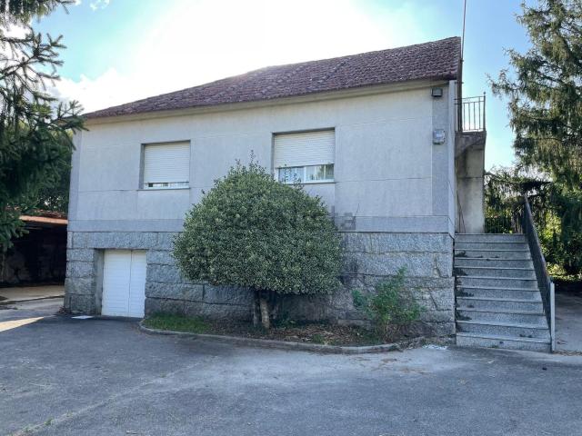 Chalet, Portas