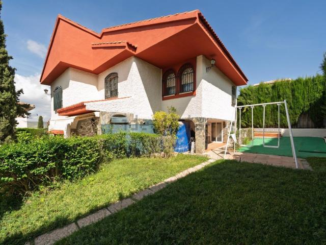 Chalet, Padul