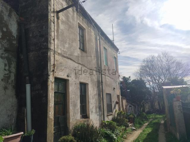 Chalet, Palafolls