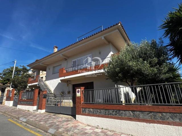 Chalet, Palafolls