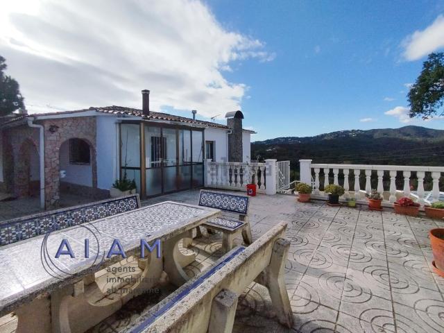 Chalet, Palafolls