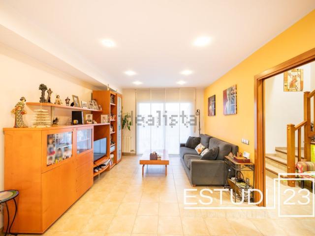 Chalet, Palafolls