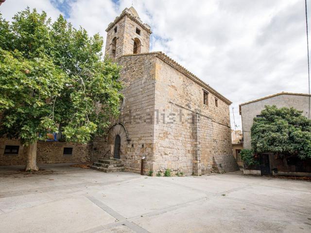 Chalet, Palau de Santa Eulália