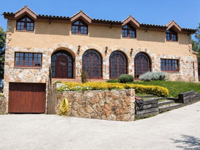 Chalet, Palau Solità i Plegamans