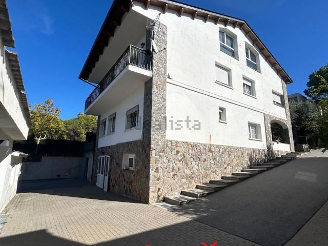 Chalet, Palau Solità i Plegamans