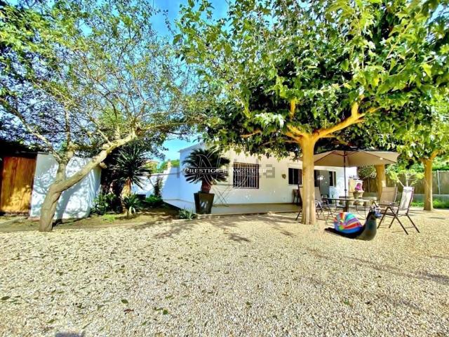 Chalet, Palau Saverdera