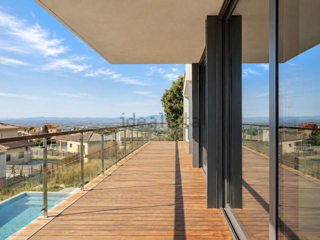 Chalet, Palau Saverdera