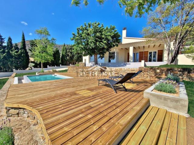 Chalet, Palau Saverdera