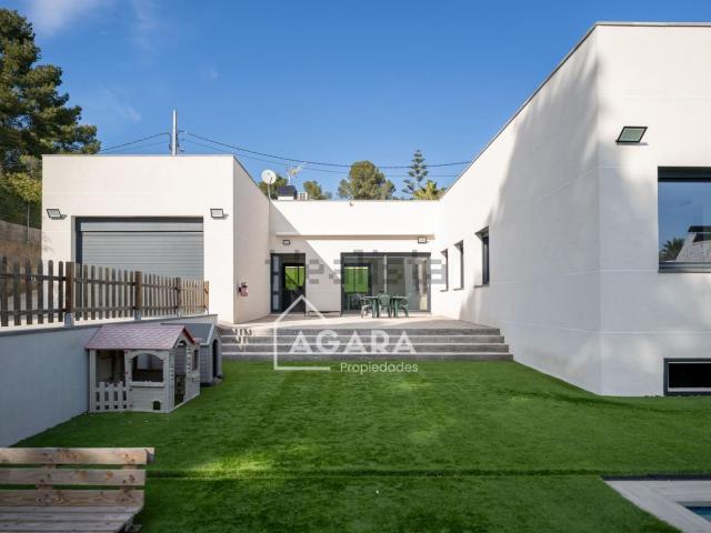 Chalet, Pallejà