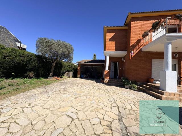 Chalet, Pallejà