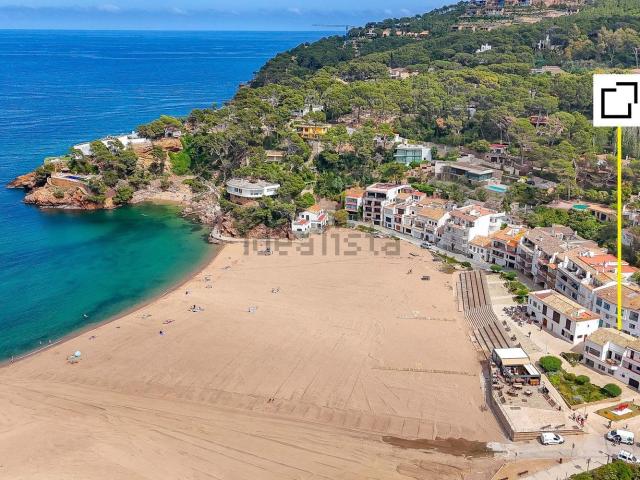 Chalet, Begur