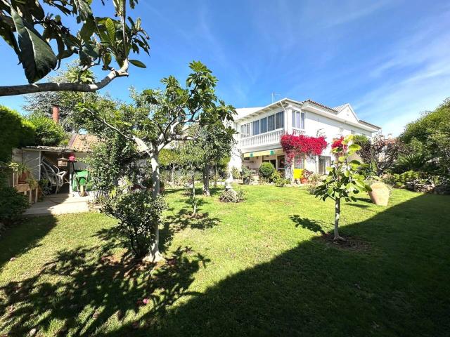 Chalet para entrar a vivir, en venta, en la Av. Estación, Peñíscola