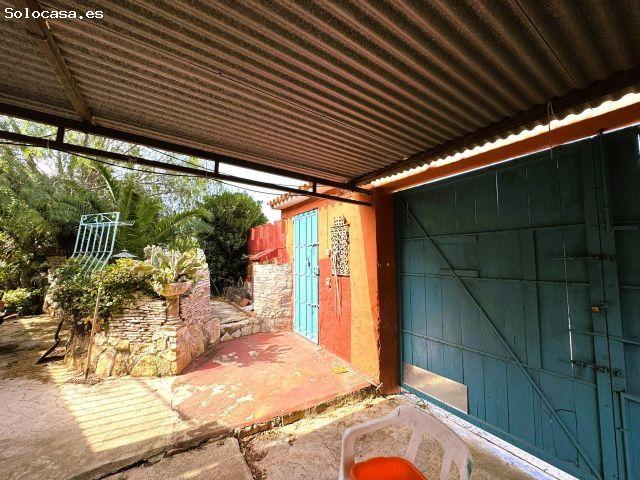 CHALET PARA REFORMAR EN ZONA CAMPUSOS