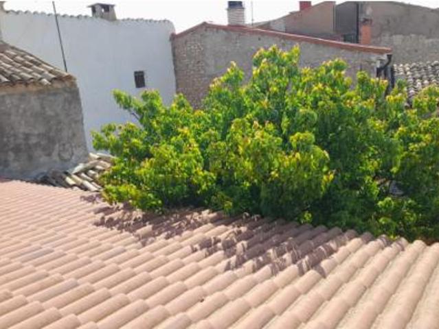 Chalet pareado Venta Lagata, Lagata