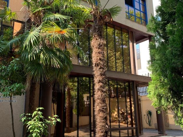 CHALET PAREADO CALLE MOSCATELAR