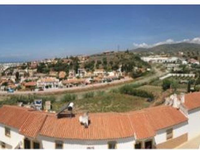 Chalet pareado con vistas al mar en Urb. Lo Cea – Rincón de la Victoria