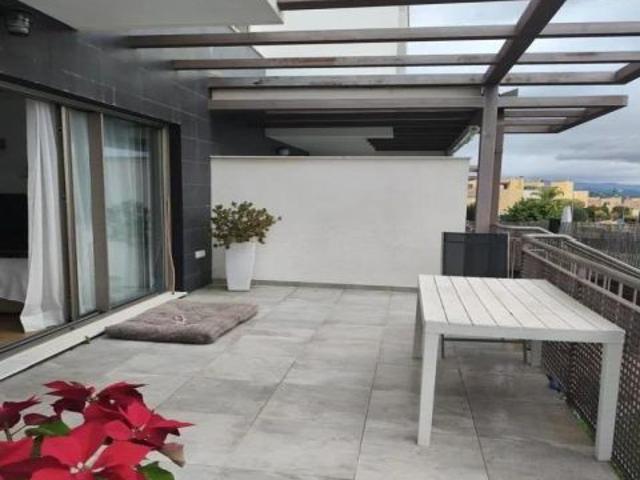 ? ¡Chalet Pareado de Ensueño con Jardín, Solárium y Mucho Estilo! ?✨