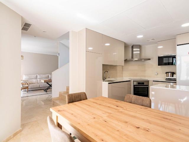 Chalet pareado en venta, Casares, Málaga