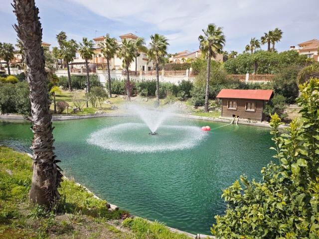 Chalet pareado en venta, Coín, Málaga