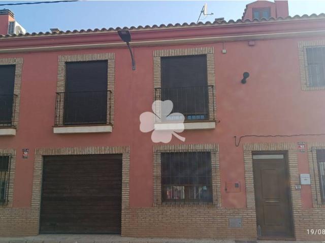 Chalet pareado en venta en Albacete Capital