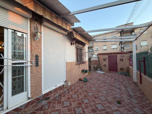 Chalet pareado en venta en Calle Cibeles