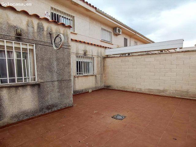Chalet pareado en venta en calle Igualdad