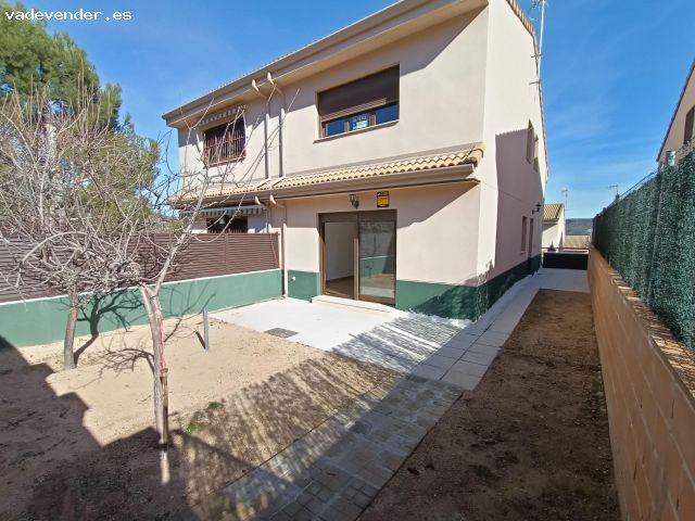 CHALET PAREADO EN VENTA EN CARABAÑA
