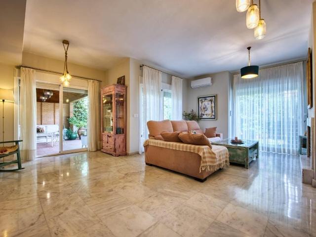 Chalet pareado en venta, Espartinas, Sevilla