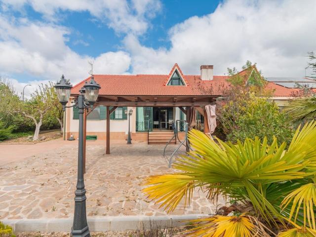 Chalet pareado en venta, Guadarrama, Madrid