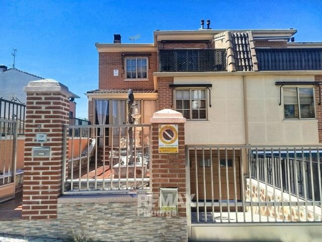 Chalet pareado en venta, Laguna de Duero, Valladolid