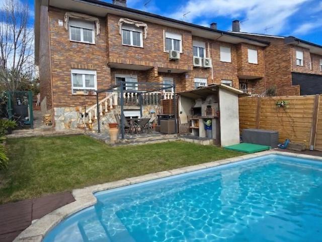 Chalet pareado en venta, Moralzarzal, Madrid