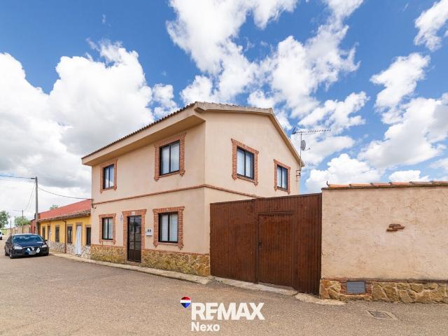 Chalet pareado en venta, San Agustín del Pozo, Zamora
