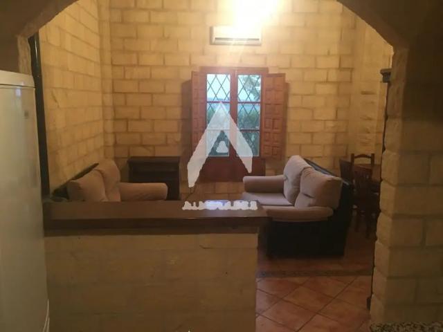 Chalet pareado en alquiler en Zona Cueva de Menga