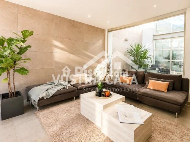 Chalet pareado en alquiler en Chiva