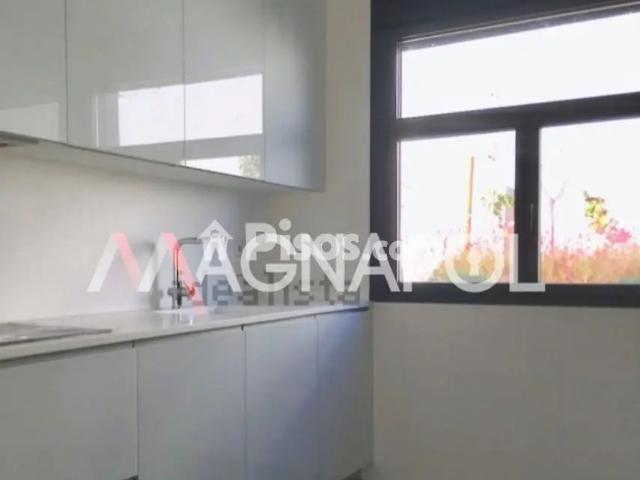 Chalet pareado en alquiler en La Moraleja