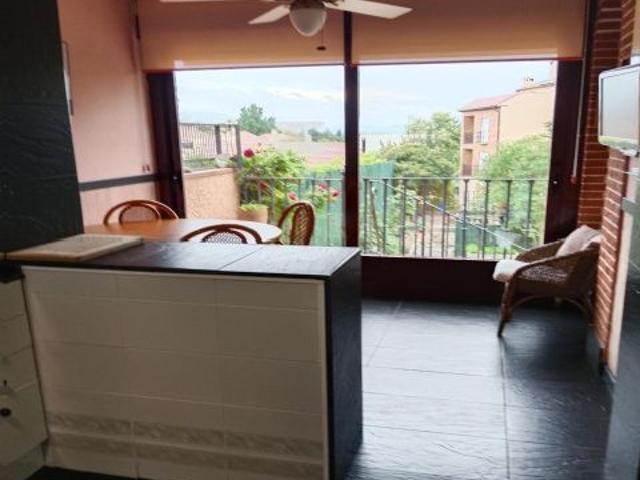 CHALET PAREADO EN LA LASTRILLA